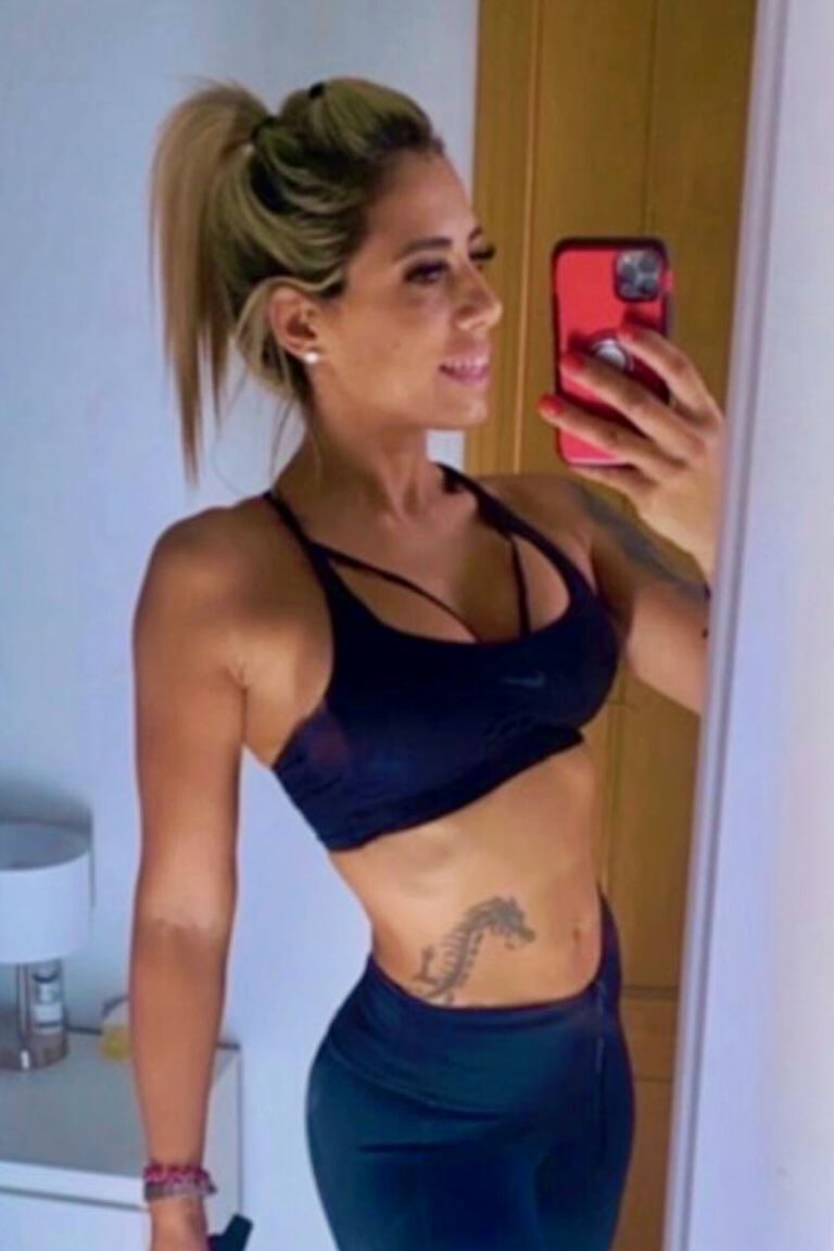 d8a3d7b7-7738-4b8b-8628-57861c4195d3