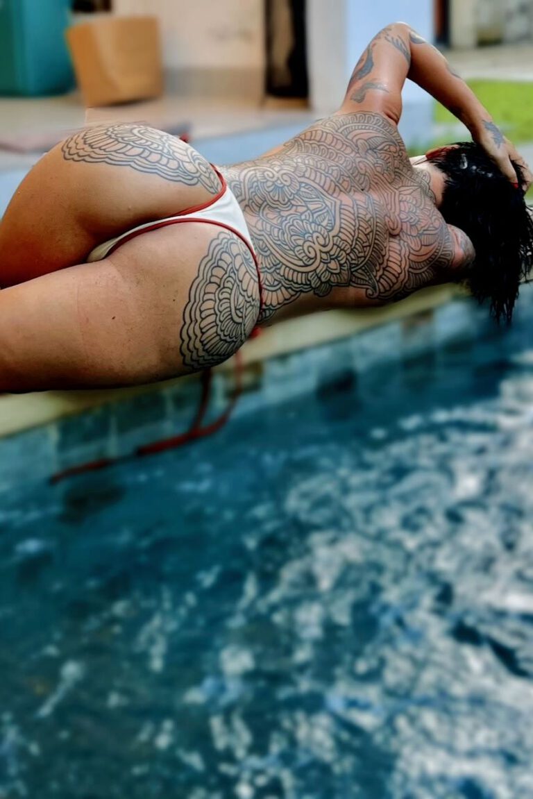 3d3c9a53-b0d2-421e-b640-347599e98727